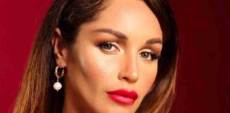 Delia Duran sexy