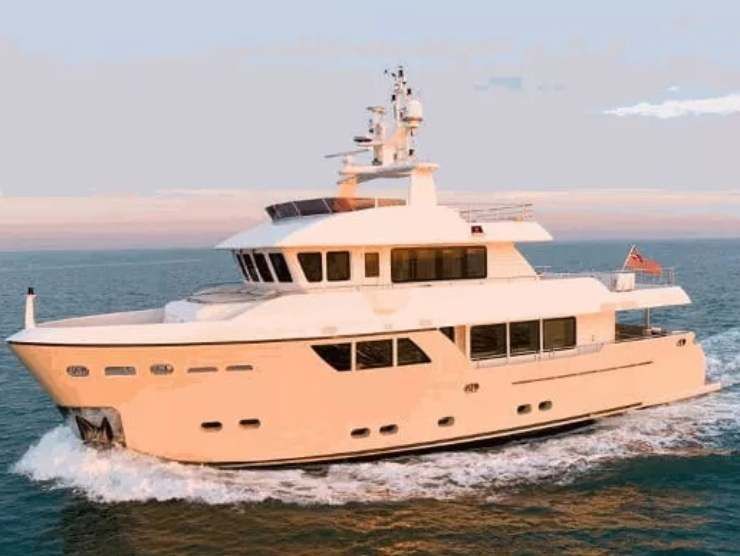 Lo yacht di Andrea Bocelli (web source) 14.12.2022 pontilenews