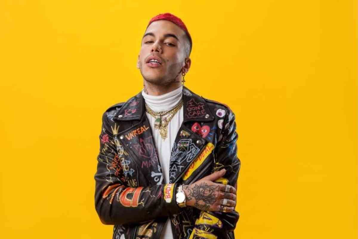 Sfera Ebbasta (Ansa) 25.12.2022 pontilenews