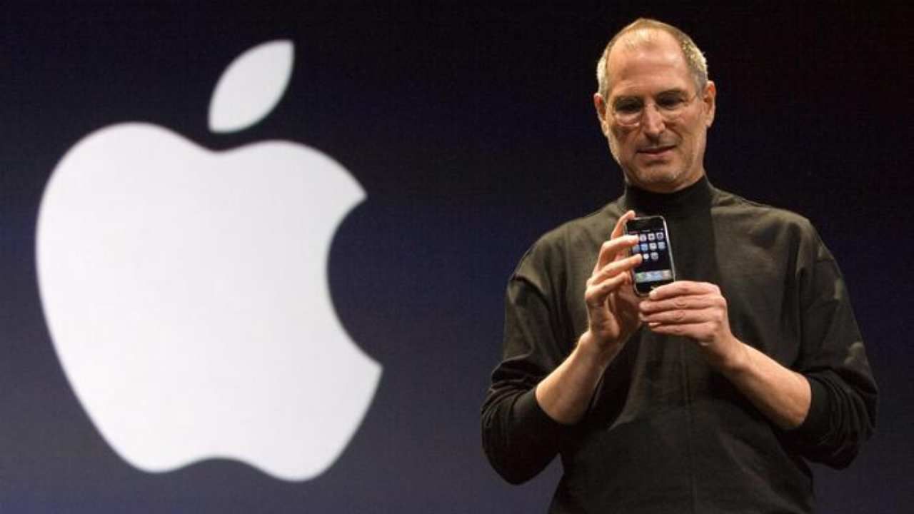 Steve Jobs (Ansa) 8.12.2022 pontilenews