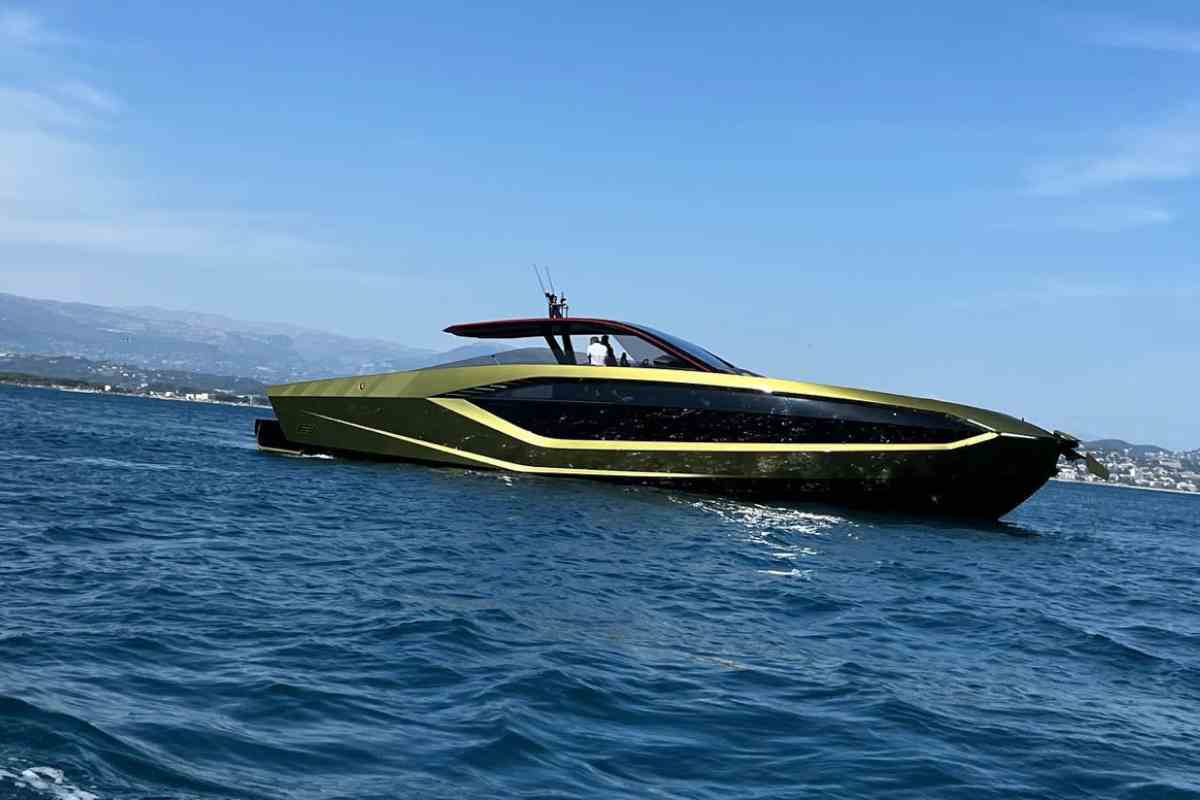 Lamborghini Yacht un prodotto esclusivo richiesto da un atleta esclusivo 