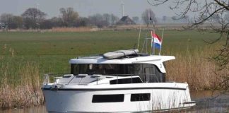 nuov yacht delphia