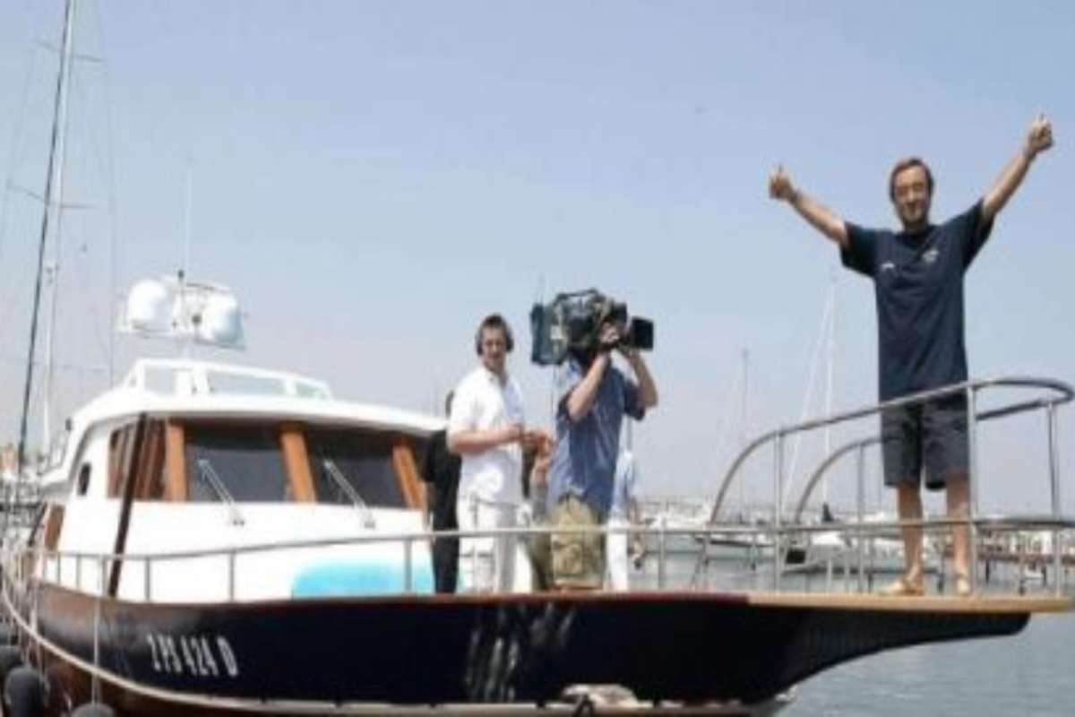 Lucio Dalla a bordo del suo yacht (web source) 15.1.2023 pontilenews