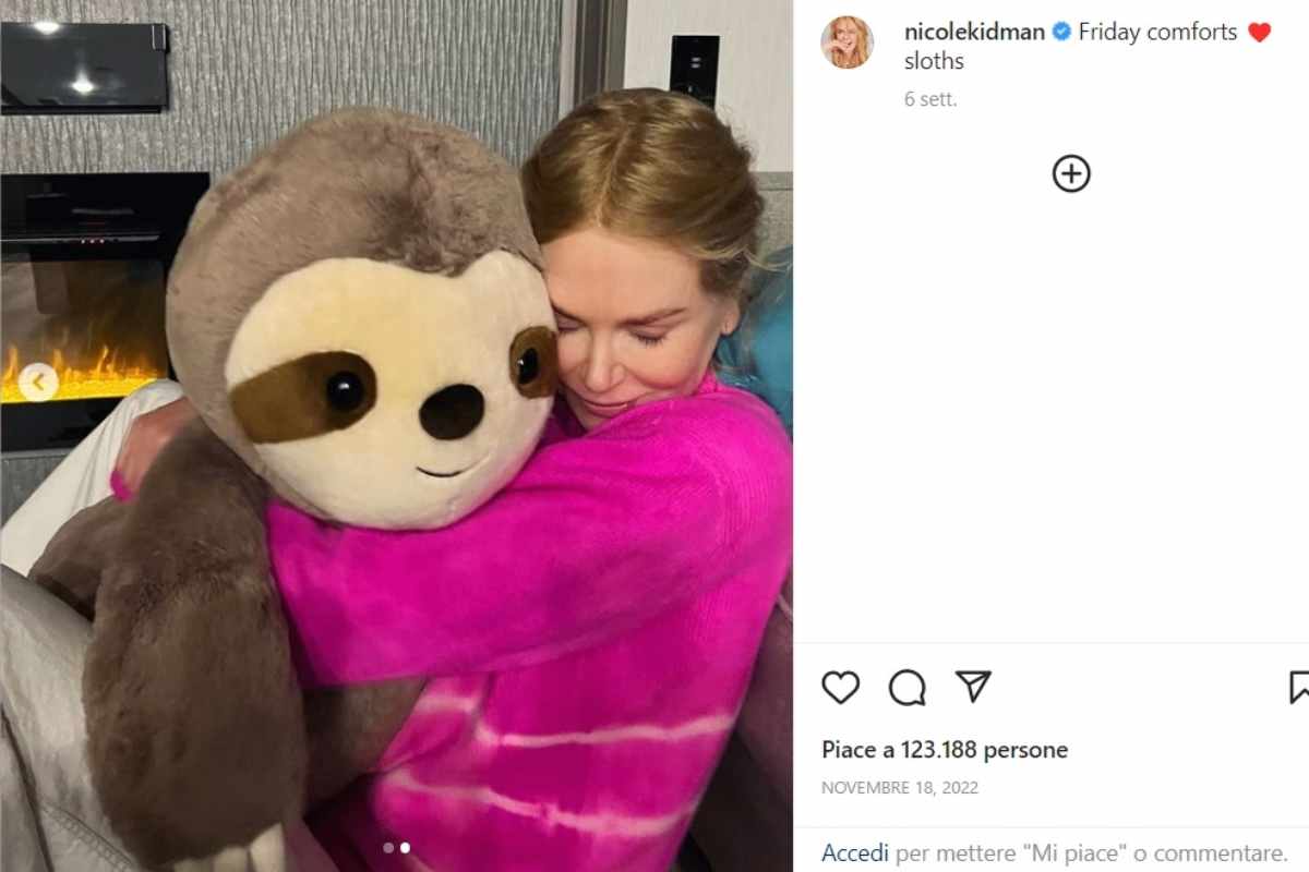 Nicole Kidman col suo dolce pupazzo (Instagram) 4.1.2023 pontilenews