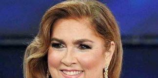 Romina Power sorridente