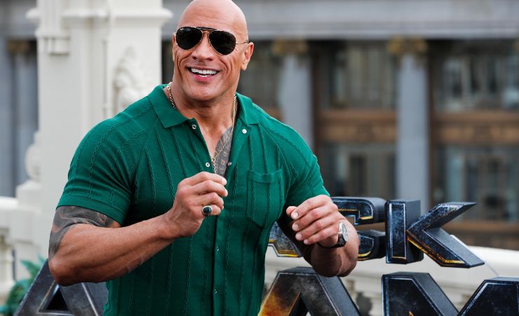 Dwayne Johnson alias The Rock e gli esercizi alla panca inclinata per pettorali perfetti