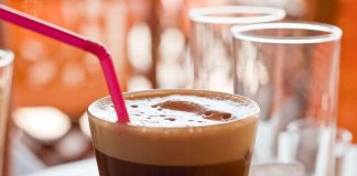 caffè shakerato bar