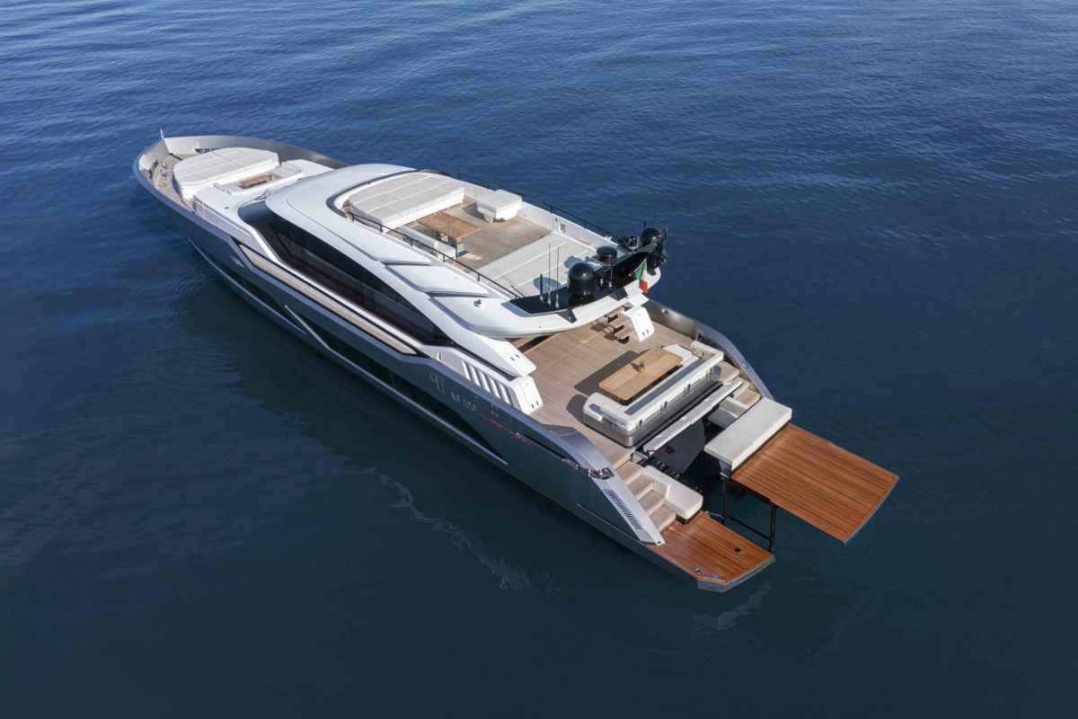 Il modello AB100 dell'AB Yatch