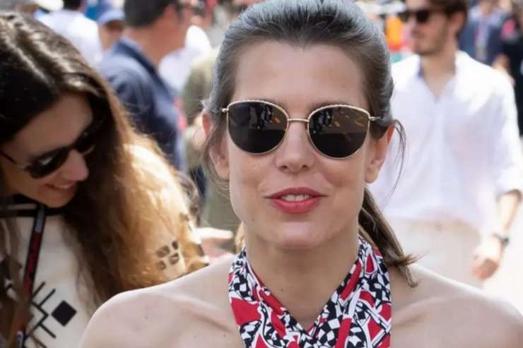 Charlotte Casiraghi lezione di stile