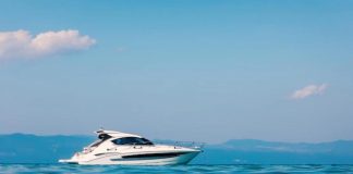 Nautica: aperto o cabinato? il lusso tutto in uno