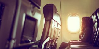Come comportarsi in caso di malore in aereo
