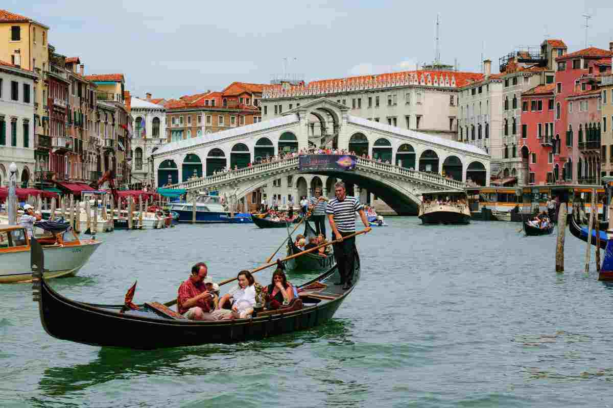 Venezia, polemiche per gli aumenti