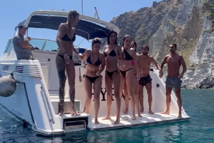 Federica Nargi vacanze Ponza yacht costo affitto