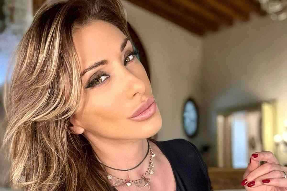 Sabrina Salerno barca Genova pantera nera