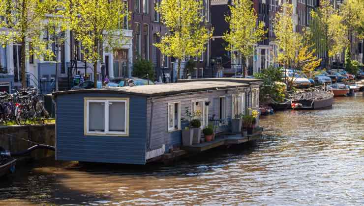 Tutto quello che devi sapere sulle houseboat