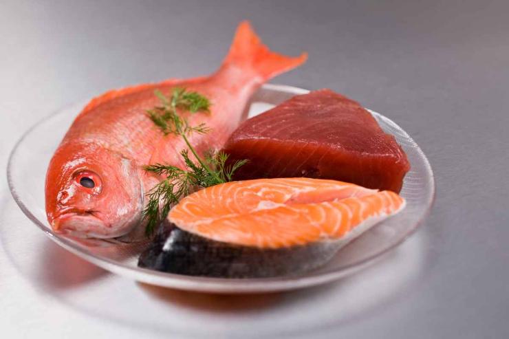 Pesce crudo, va lavato? La risposta