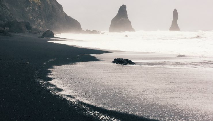 Cosa c'è da sapere sulla spiaggia di Reynisfjara