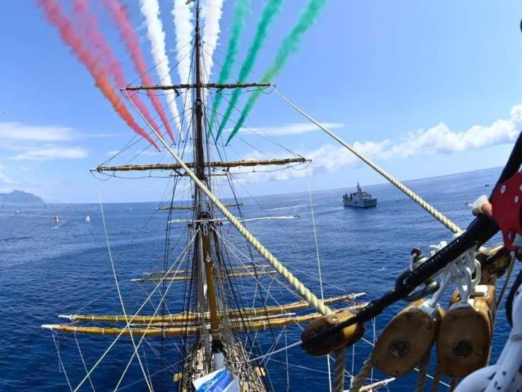 Una veduta dalla Amerigo Vespucci