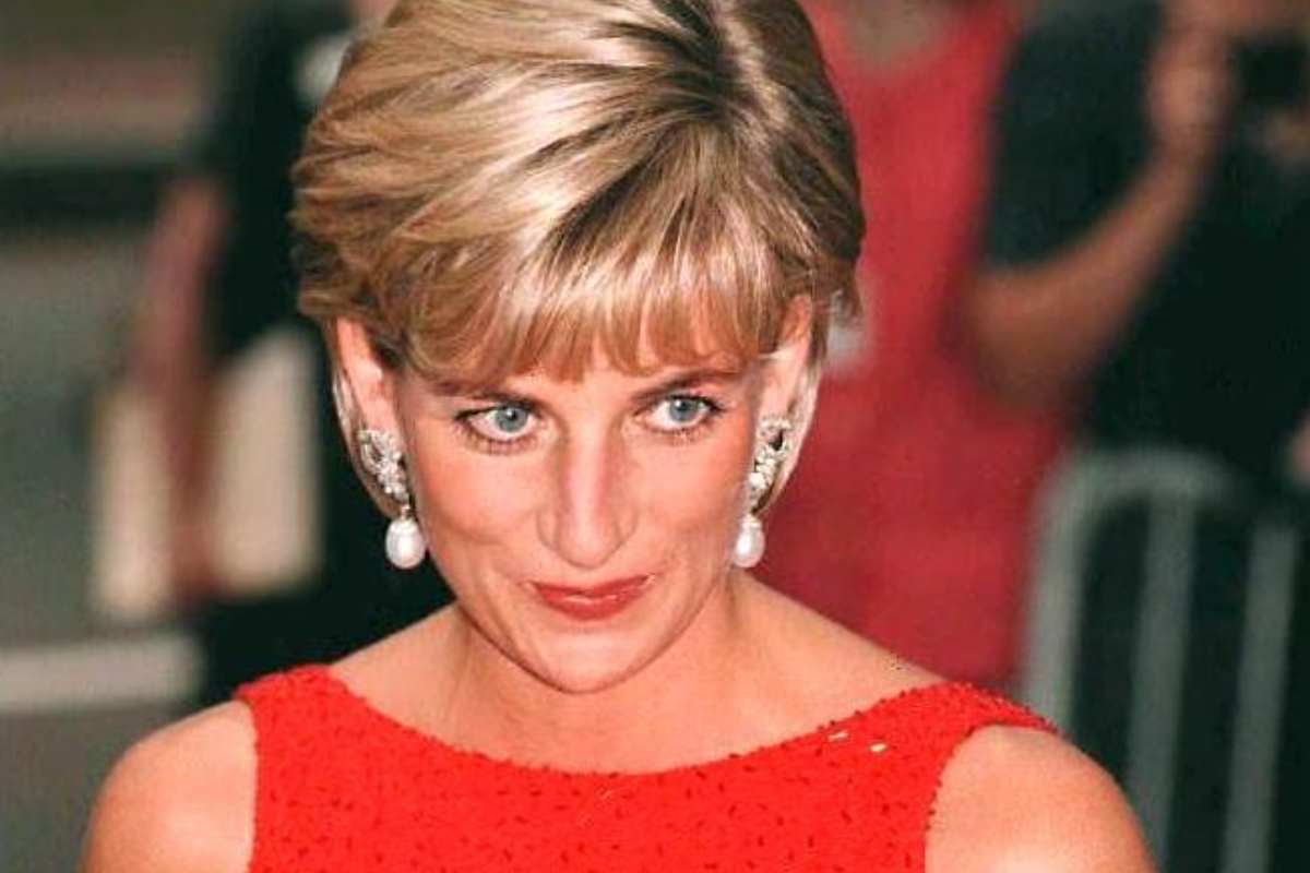 Lady Diana abiti estivi Zara