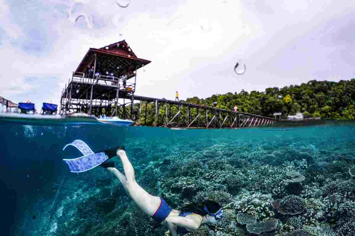 cosa fare prima di tuffarti in acqua