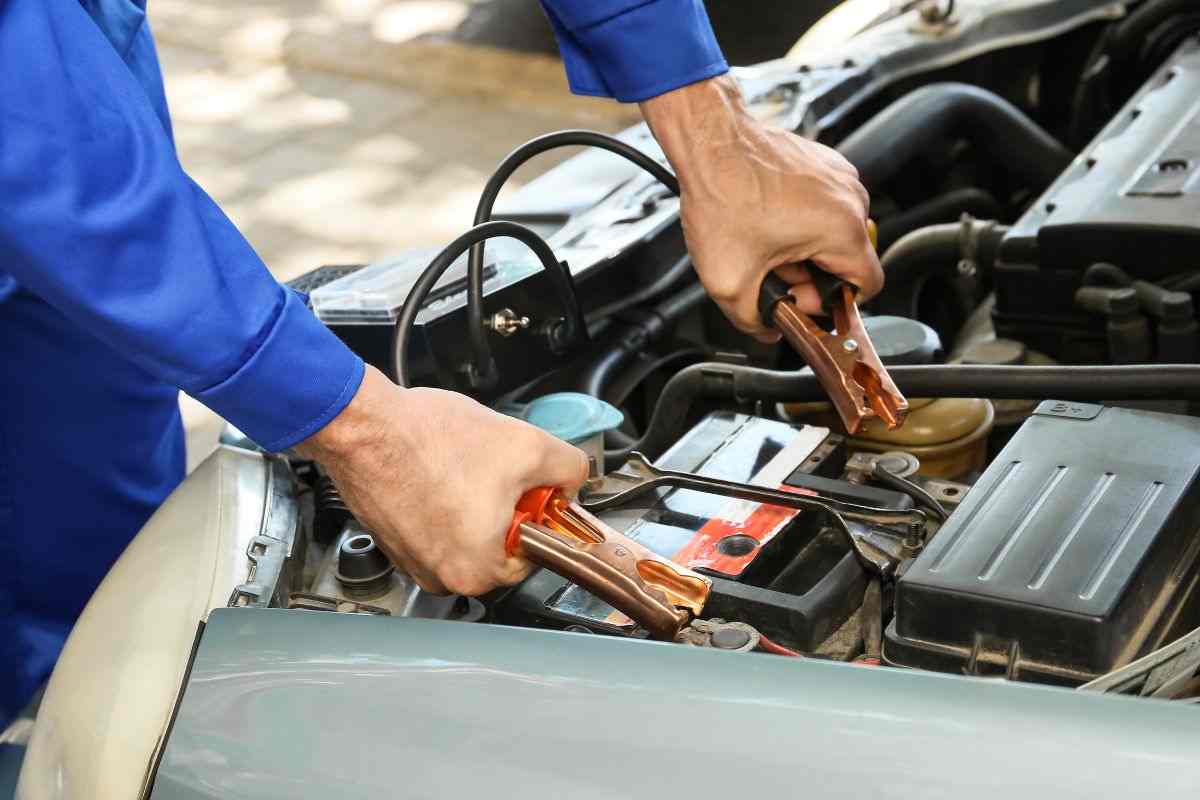 manutenzione auto: come far durare la batteria