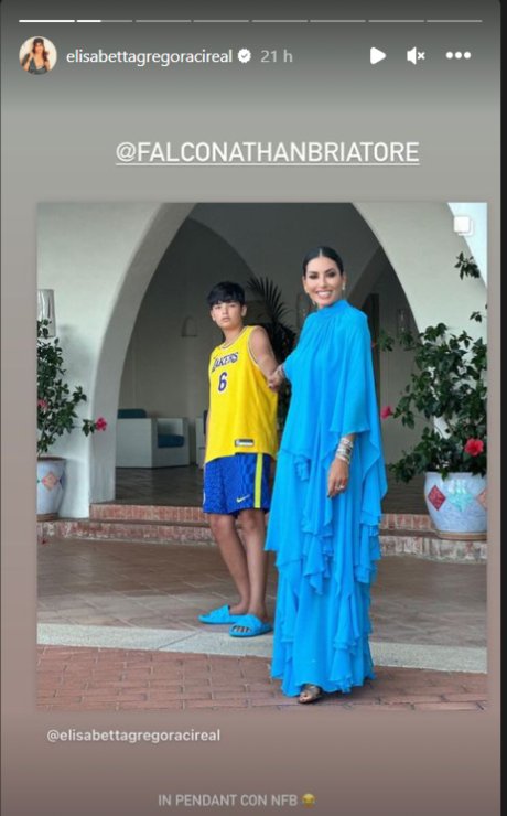 elisabetta gregoraci look abbinato