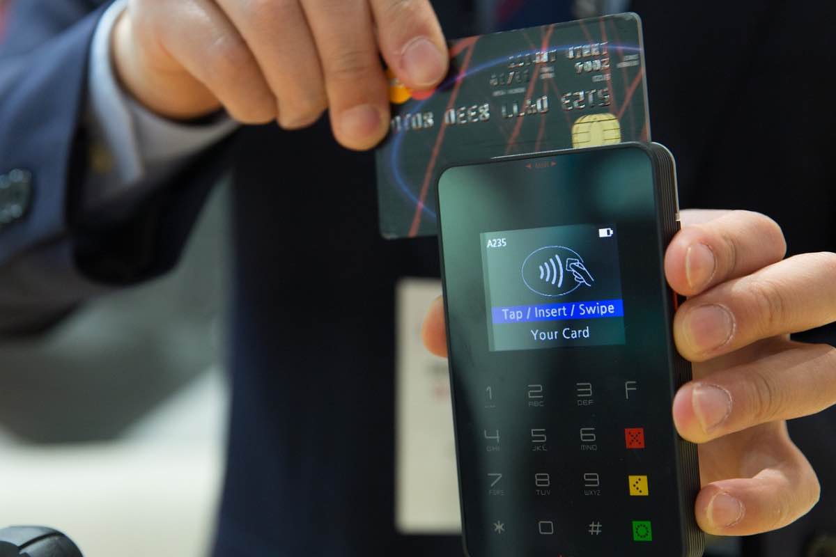 Carta di credito e pos, come lasciare la mancia