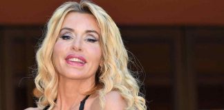Valeria Marini, la sua dolce metà è un politico