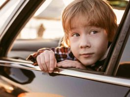 bambini mal d'auto