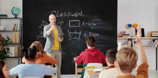 I bambini soffrono il ritorno a scuola