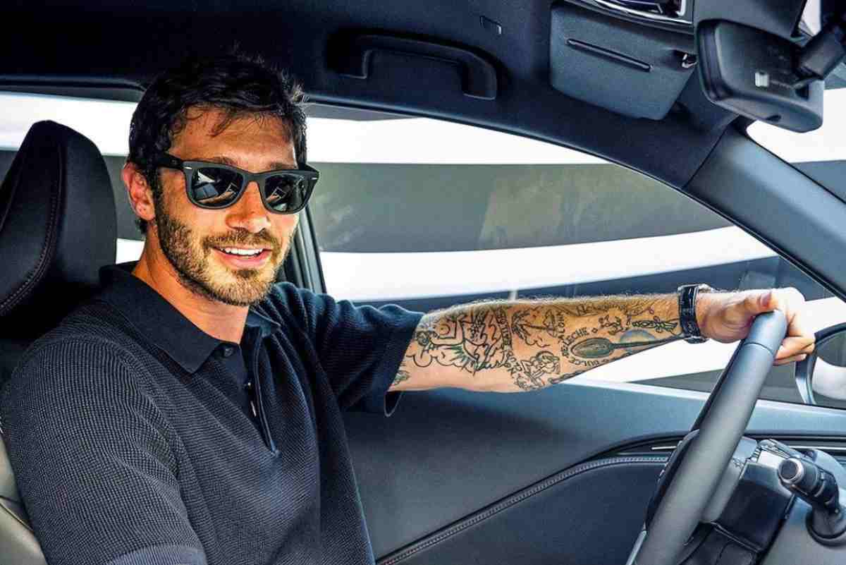 Stefano De Martino consiglio giovani