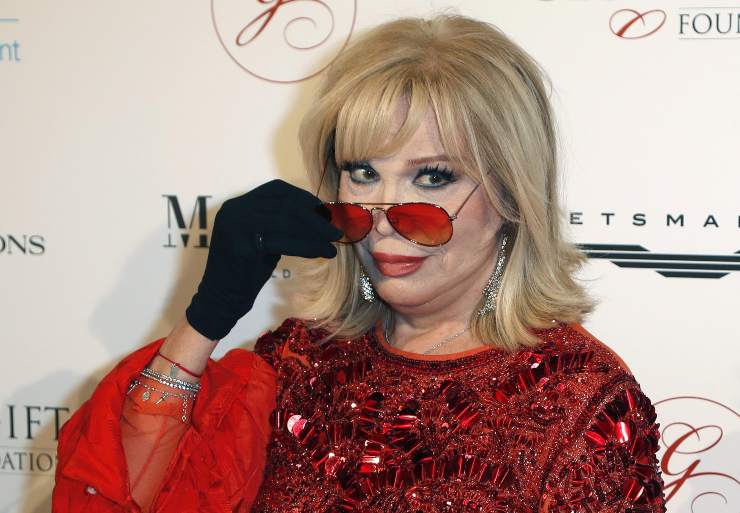 Amanda Lear ricorda il marito morto in un incendio