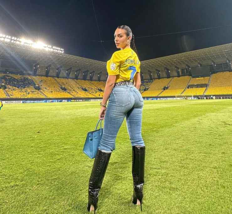 Foto sexy di Georgina Rodriguez, scandalo in Arabia Saudita