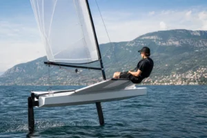 Switch One Design: il dinghy foiling accessibile che democratizza il volo in barca